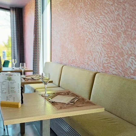 La Verriaire - The Originals Hotel La Verrie